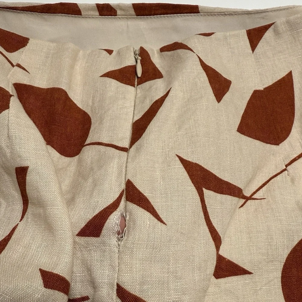 ASTR the Label Nirina 100% Linen Mini Skirt Rust Abstract Size‎ Medium FLAW HOLE